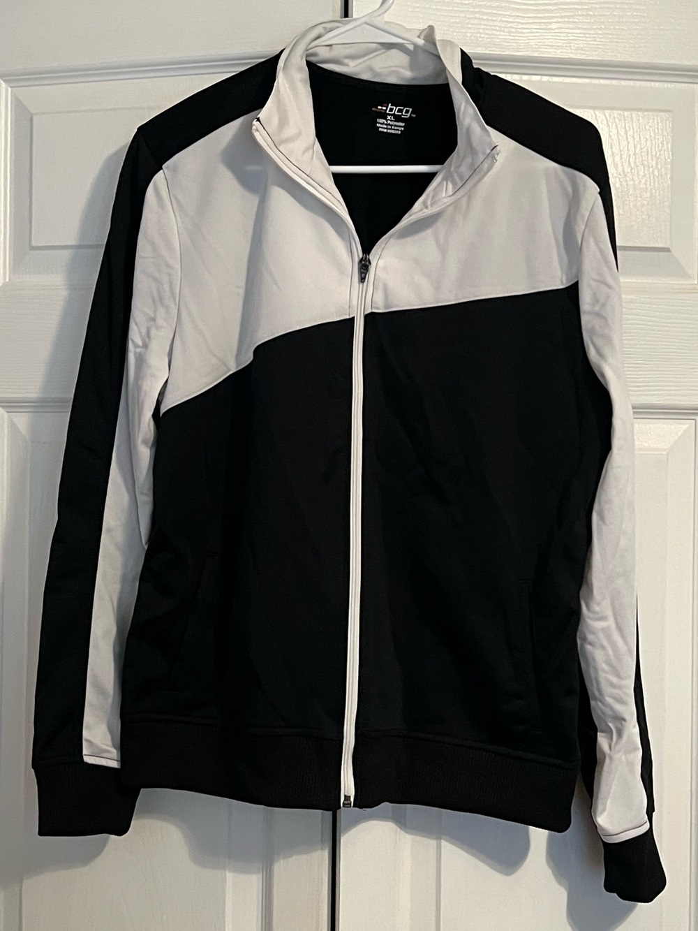 Women’s BCG Windbreaker jacket Size XL